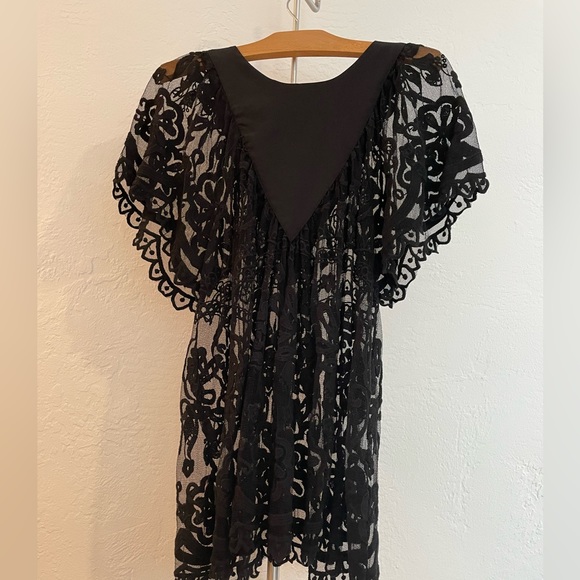 Jen’s Pirate Booty Swim cover up black lace - Picture 2 of 2